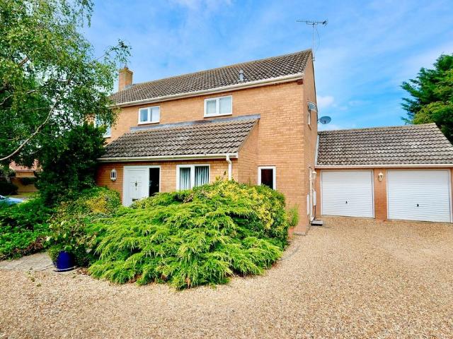 House for sale in Huntingdon, Cambridgeshire