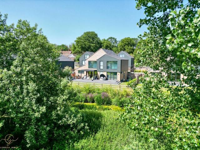 House for sale in Huntingdon
