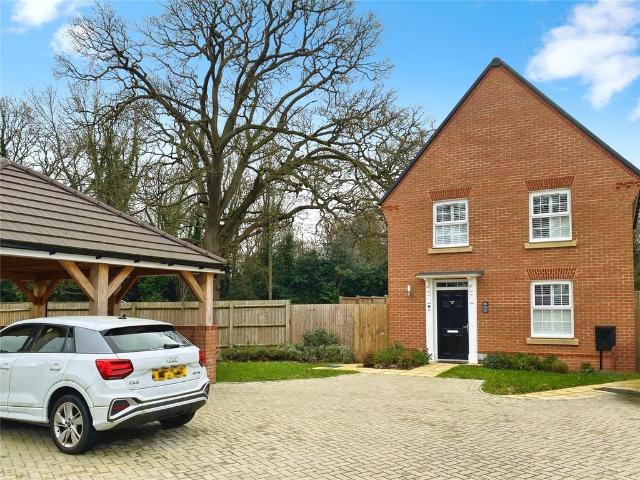 House for sale in Emmbrook, Wokingham
