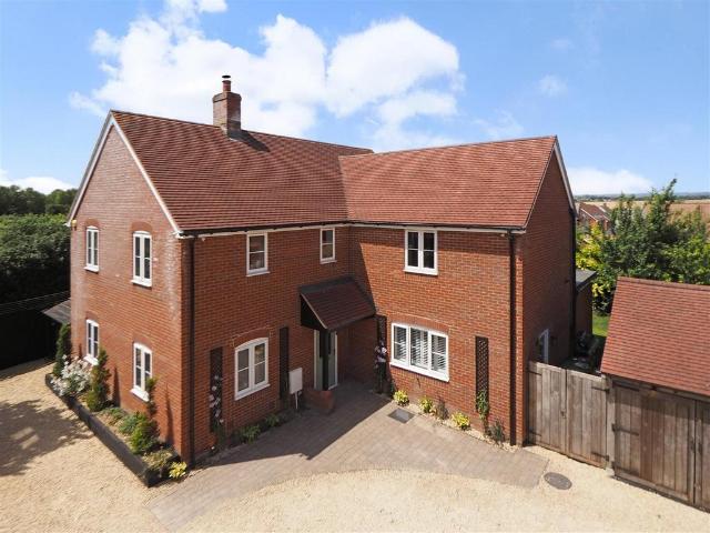House for sale in Barton Stacey, Hampshire