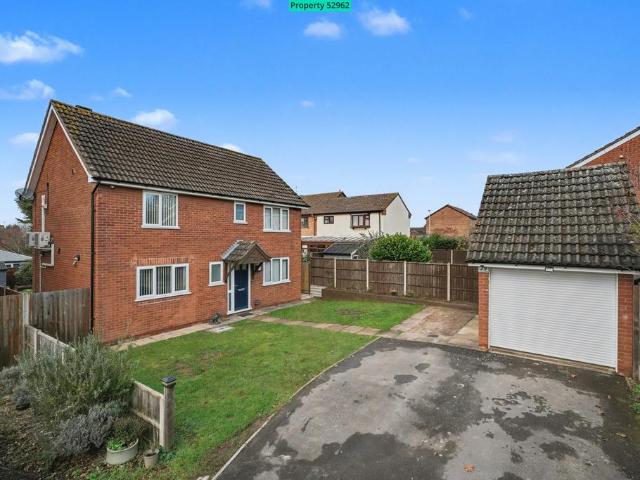 House for sale in Stanford On Avon, Leicestershire