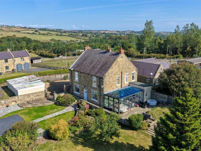 House for sale in Stanley