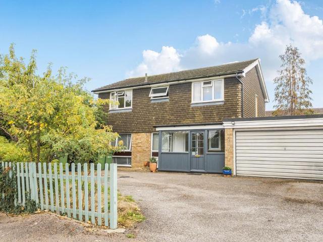 House for sale in Ashtead, Mole Valley