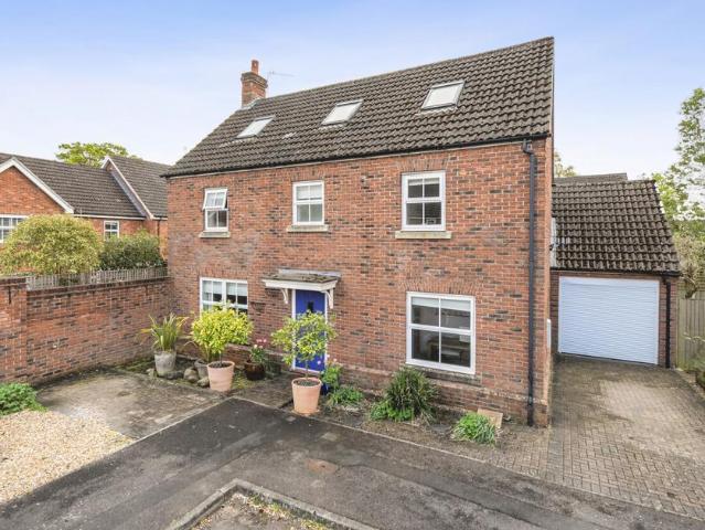 House for sale in Mortimer, West Berkshire