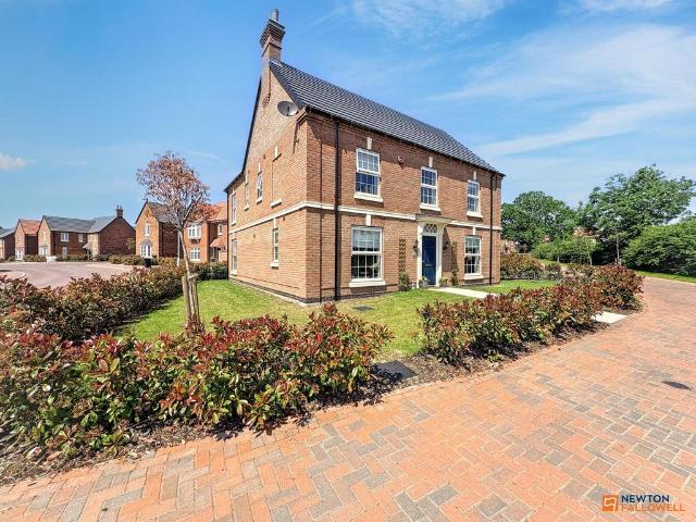 House for sale in Hugglescote, Leicestershire