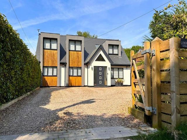 House for sale in Poynton