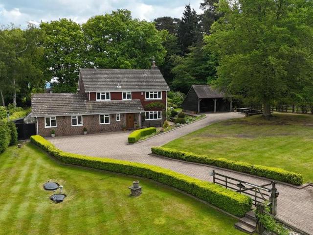 House for sale in Netherfield, Heathlands