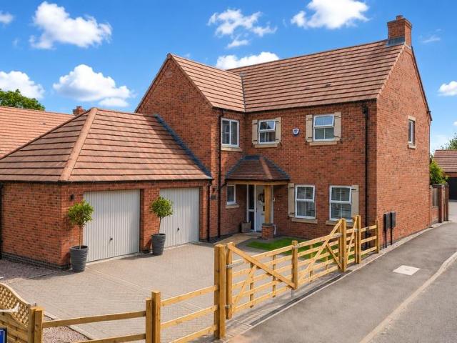 House for sale in Egginton, East Midlands