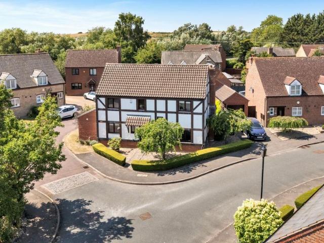 House for sale in Pamington, Gloucestershire