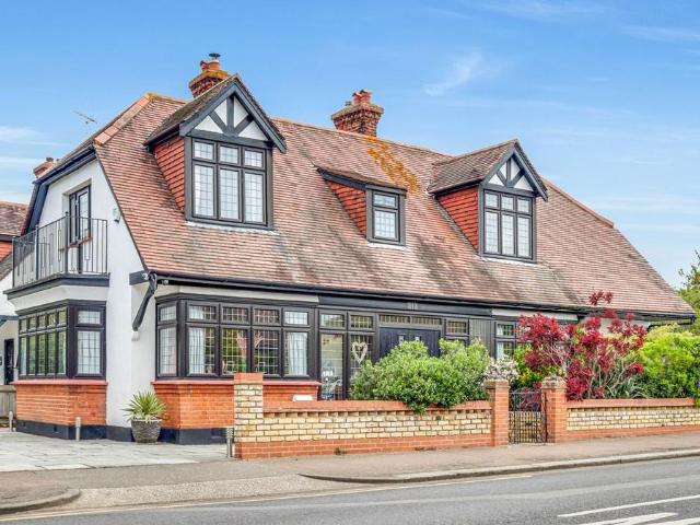 House for sale in Shoeburyness, Southend-on-Sea