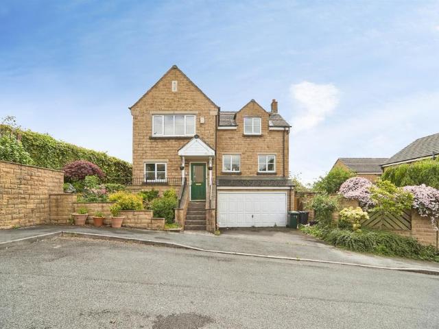 House for sale in Keighley, West Yorkshire