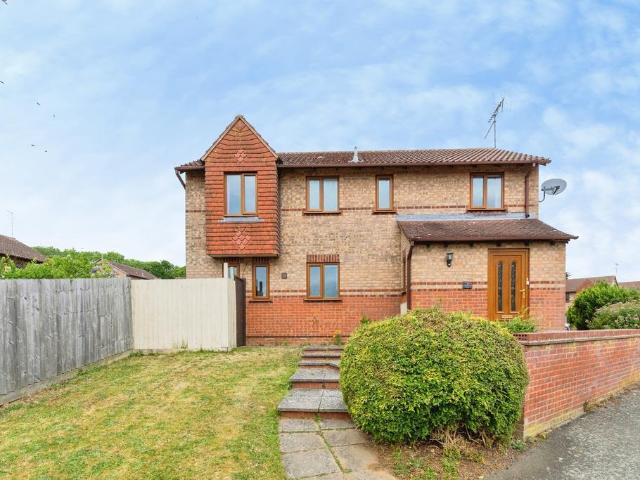 House for sale in Ashby Fields, Daventry