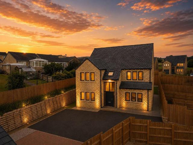 House for sale in Holme Valley, Netherthong