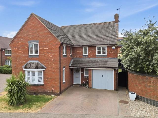 House for sale in Kingsmead, Shenley Brook End
