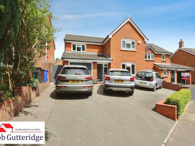 House for sale in Tunstall, Stoke-on-Trent