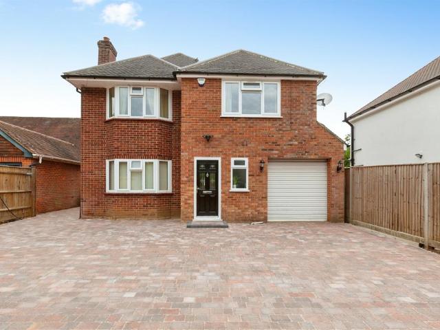 House for sale in Swallow, Buckinghamshire