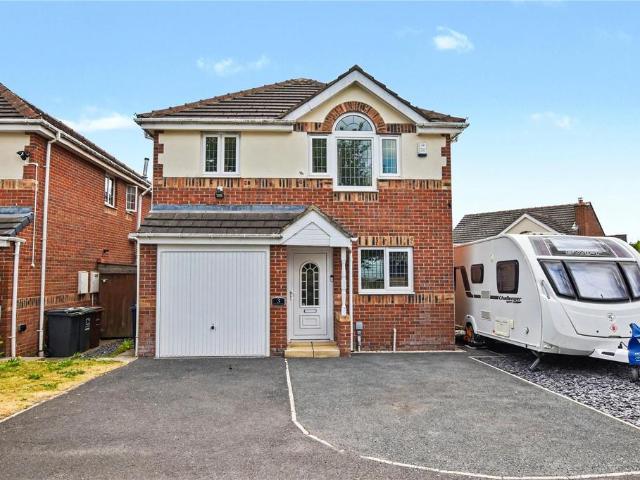 House for sale in West Ardsley, Tingley