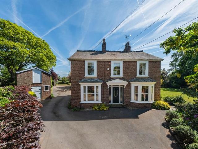 House for sale in Tarvin, Cheshire