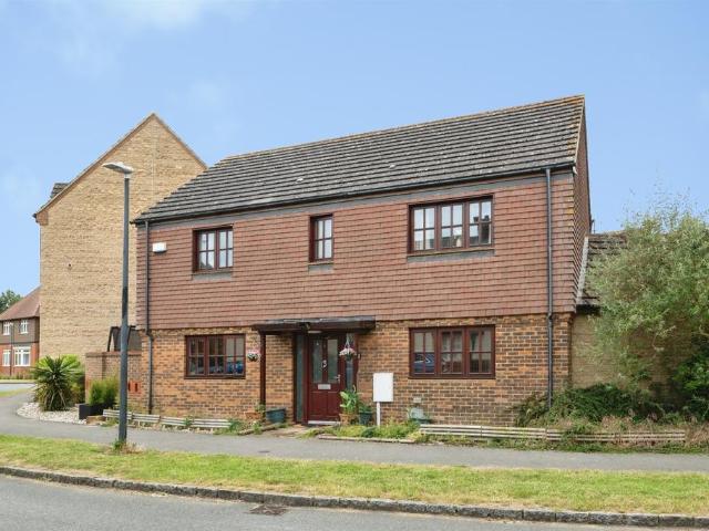 House for sale in Monkston Park, Milton Keynes