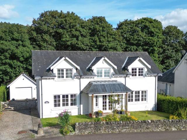 House for sale in Crieff, Scotland