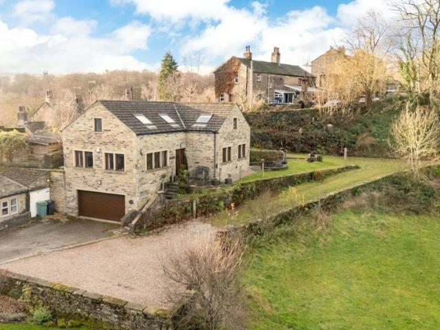 House for sale in Holme Valley, Honley