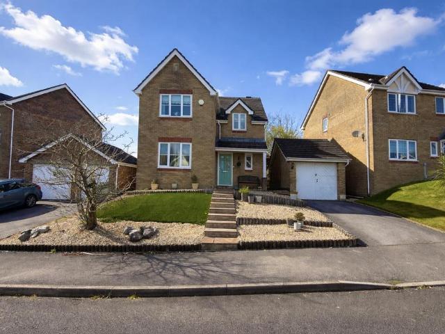 House for sale in Cwmdare, Wales