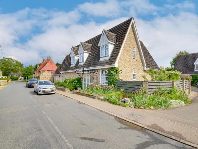 House for sale in Huntingdon, Cambridgeshire
