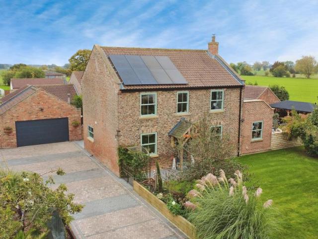 House for sale in Cliffe, North Yorkshire