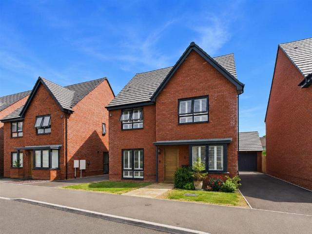 House for sale in Gloucester, Gloucestershire