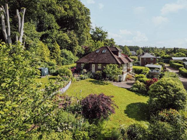 House for sale in North Boarhunt, Hampshire