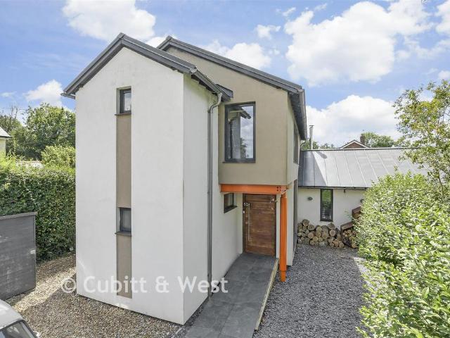 House for sale in Red Hill, Surrey