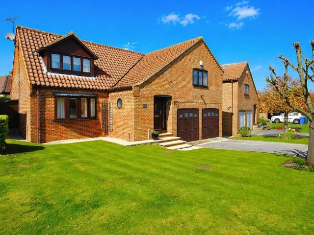 House for sale in Tickhill, South Yorkshire