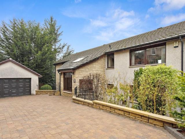 House for sale in Bridge Of Allan, Scotland