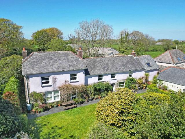 House for sale in St Keverne, Cornwall
