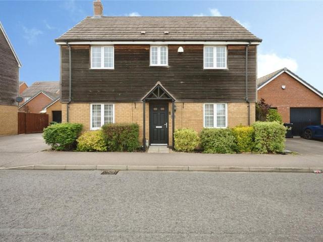 House for sale in Leighton-Linslade, Leighton Buzzard
