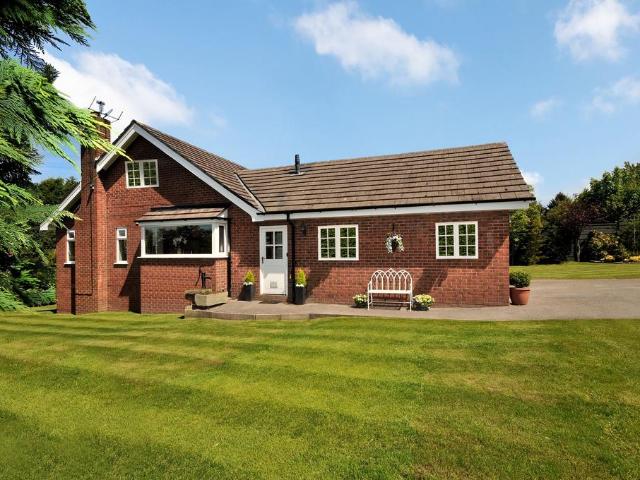 Bungalow for sale in Wood Lanes, Poynton