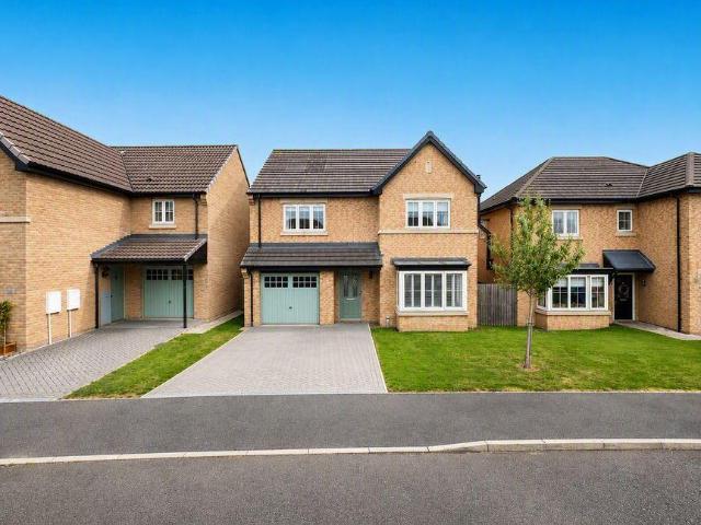 House for sale in Longframlington, Northumberland