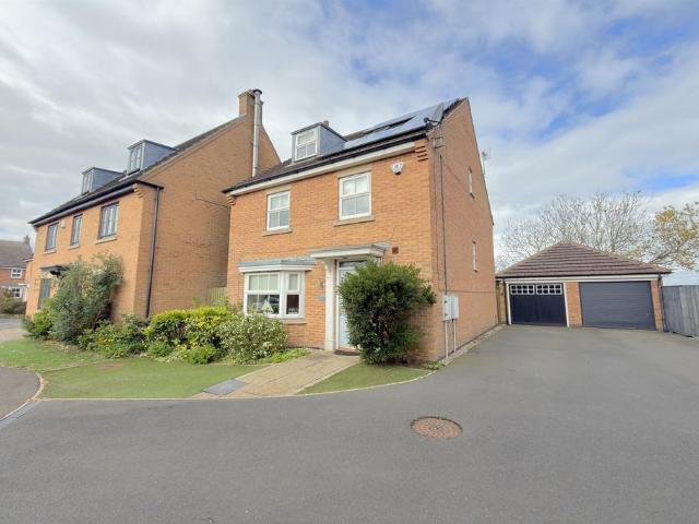 House for sale in The Pastures, Filey