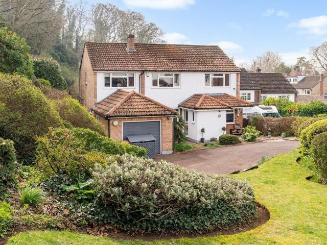 House for sale in Kings Hill, Colliers End
