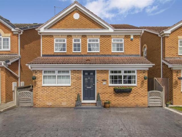 House for sale in Potters Corner, East Midlands