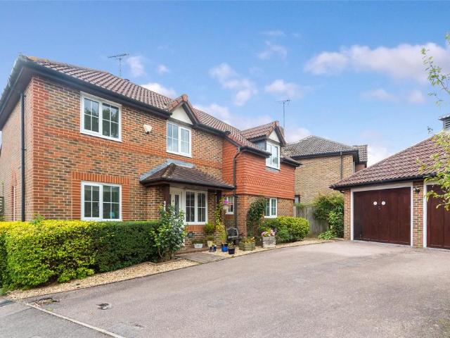 House for sale in Perryfields, West Sussex
