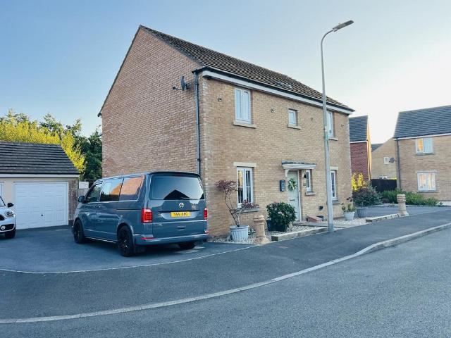 House for sale in Llangyndeyrn, Carway