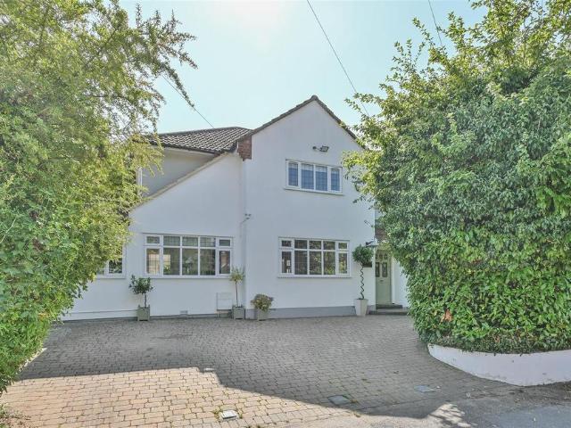 House for sale in Brook Street, Navestock Side