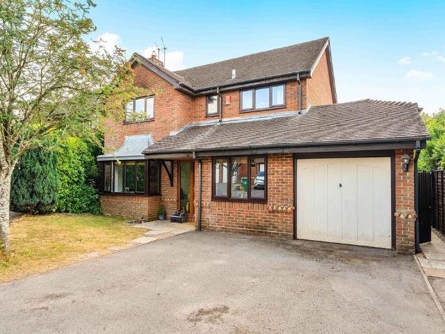 House for sale in Kings Worthy, Hampshire