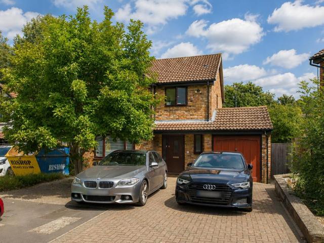 House for sale in Maylands, Pouchen End