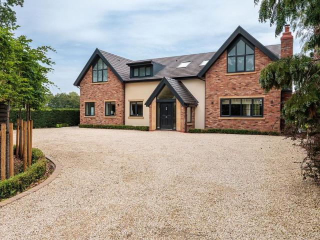 House for sale in Cranage