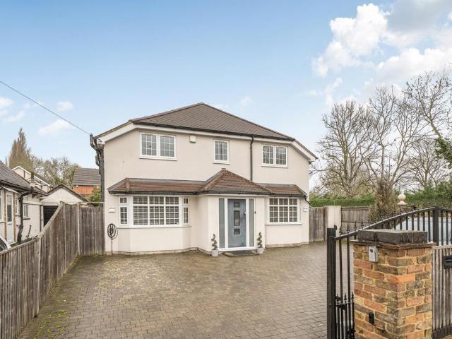 House for sale in London Borough of Hillingdon, Greater London