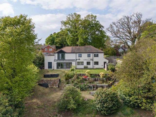 House for sale in Littlecote, West Sussex