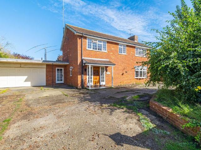 House for sale in Cess, Great Yarmouth