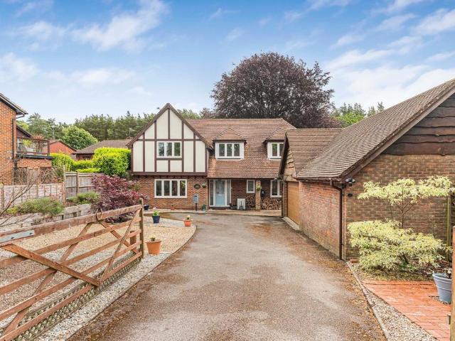 House for sale in Bolton Low Houses, Hampshire
